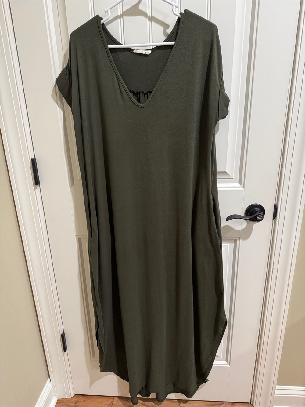 Entro V-Neck Women’s Top Dress - Olive
